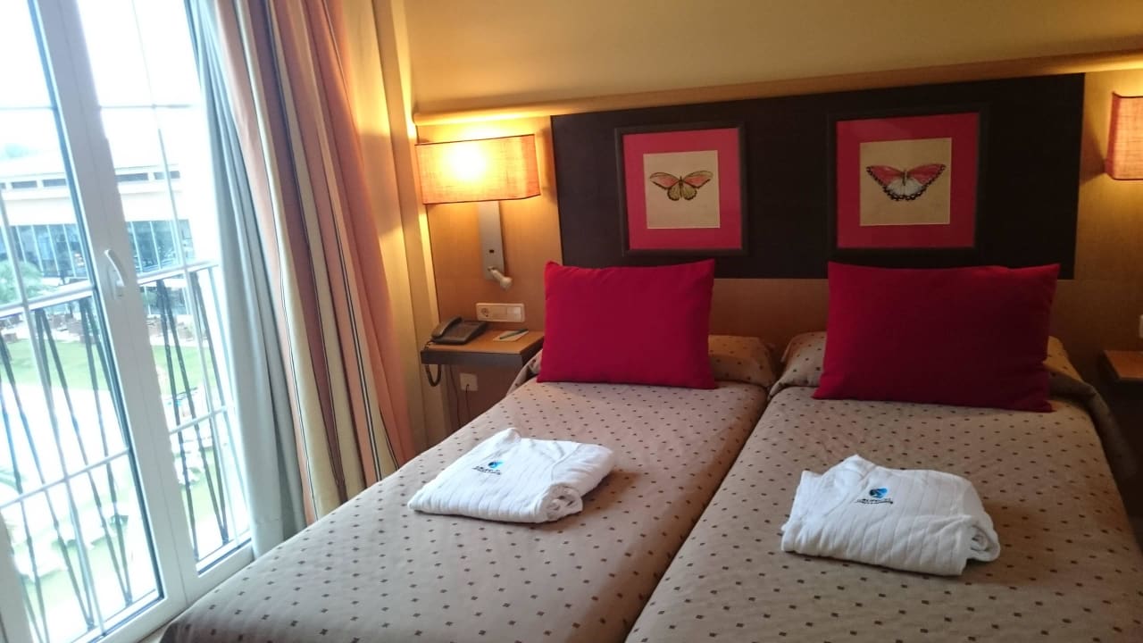 Schlafzimmer Grupotel Playa de Palma Suites & Spa