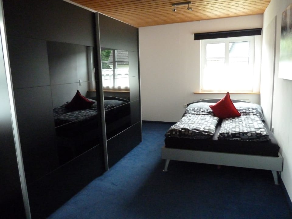 Zimmer Ferienwohnung am Fledermaustunnel