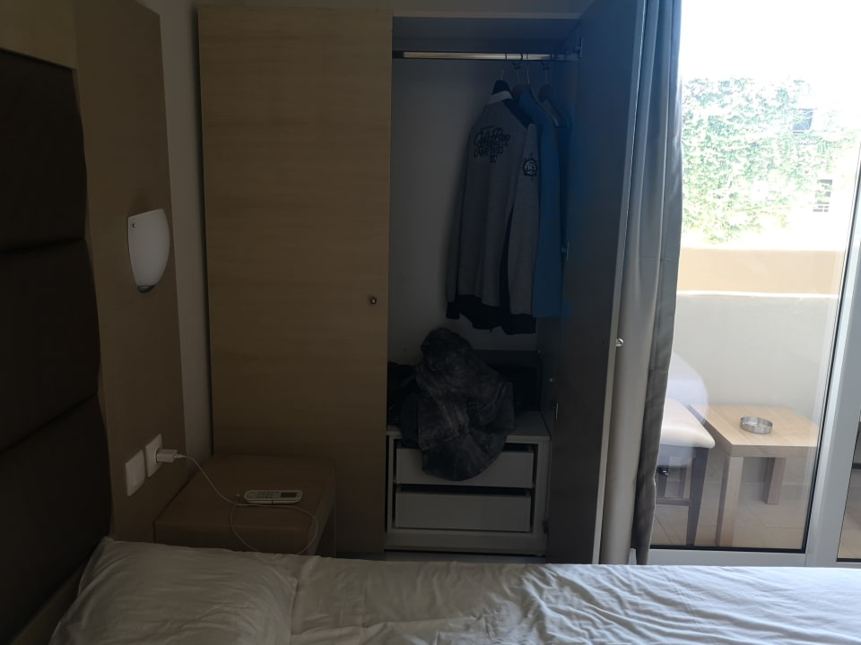 Zimmer Hotel Marathon