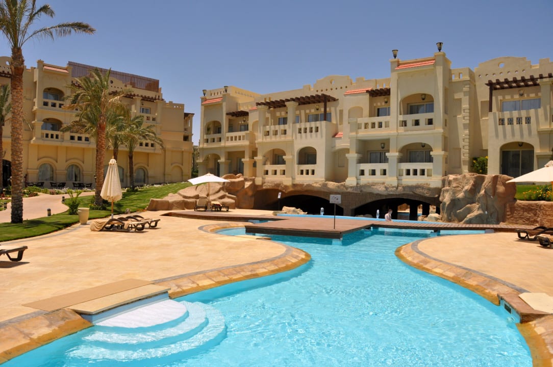 Jeden z basenów Rixos Sharm El Sheikh Adults Only 18 +