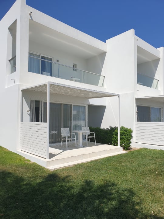 Zimmer Dimitra Beach Hotel & Suites