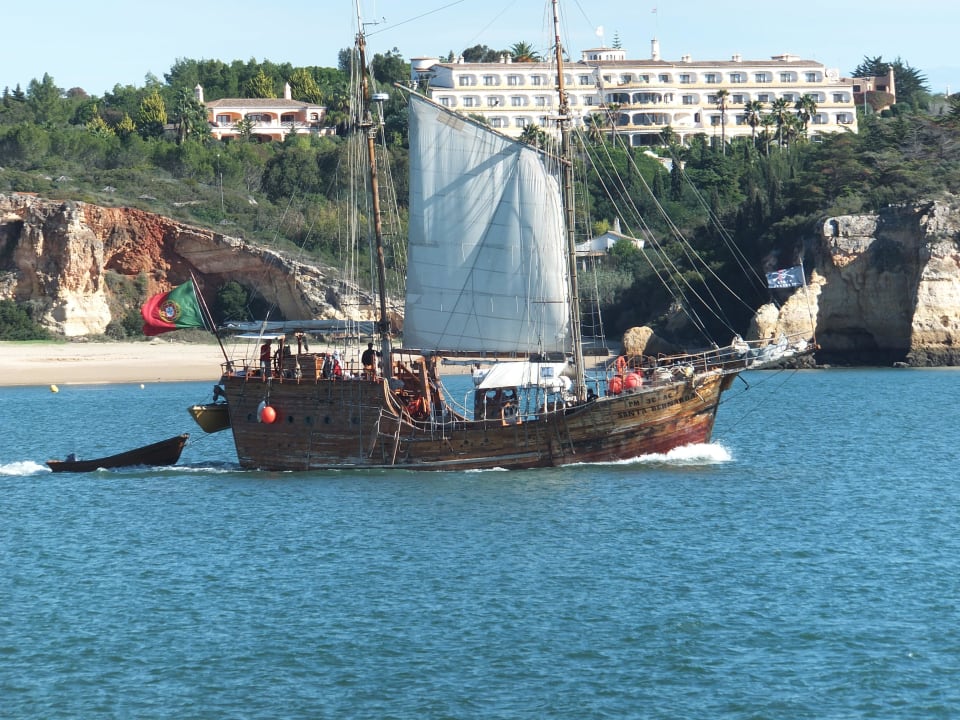 Segelschiff Santa Bernarda NH Marina Portimão Resort