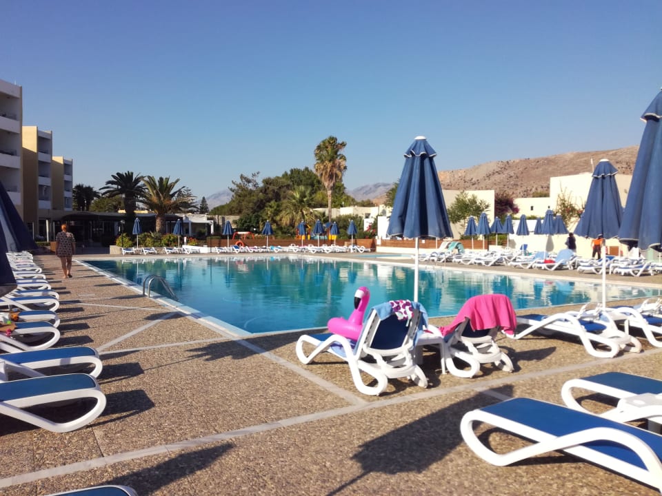 Pool Dessole Dolphin Bay Resort