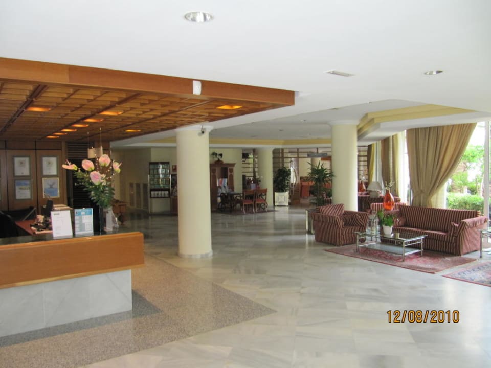 Rezeption Hipotels Bahia Grande