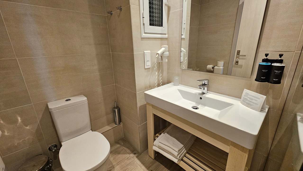 Zimmer Elea Beach Hotel