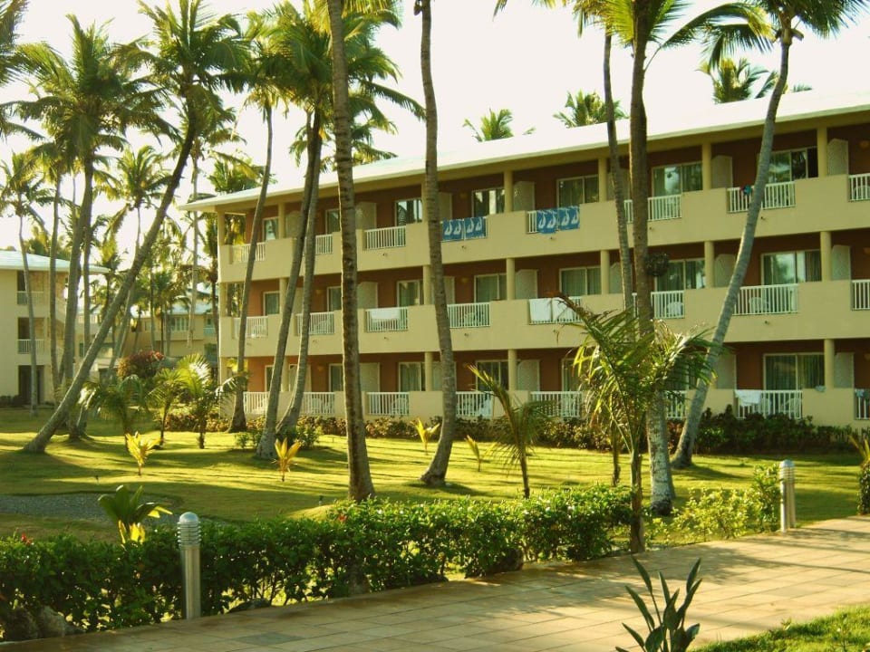 Zimmer von außen Grand Sirenis Punta Cana Resort & Aquagames