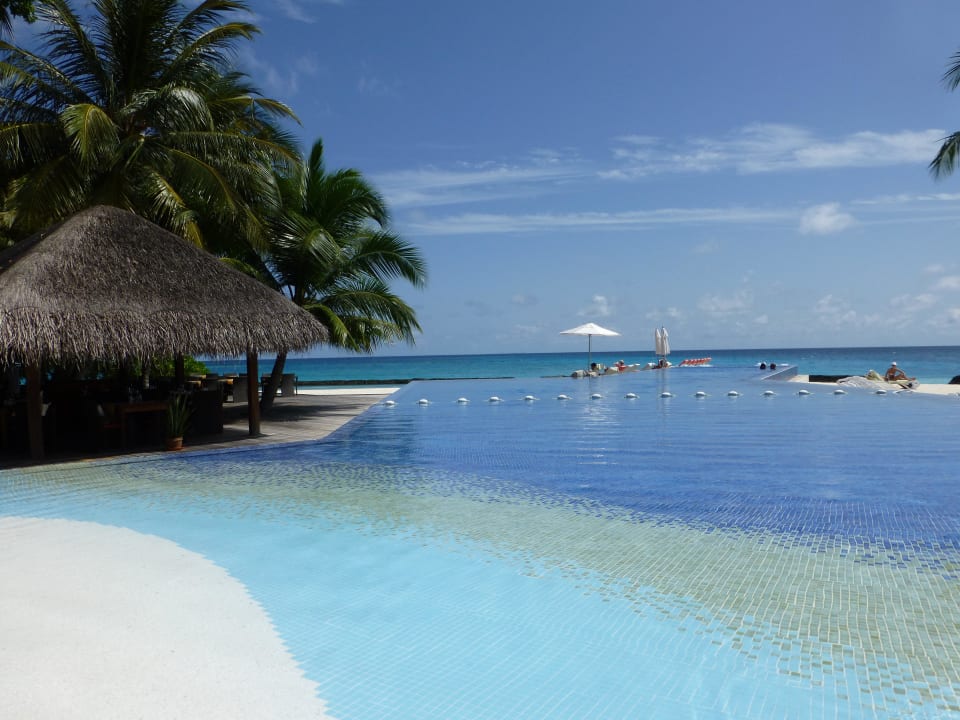 Infinitypool Kuramathi Maldives