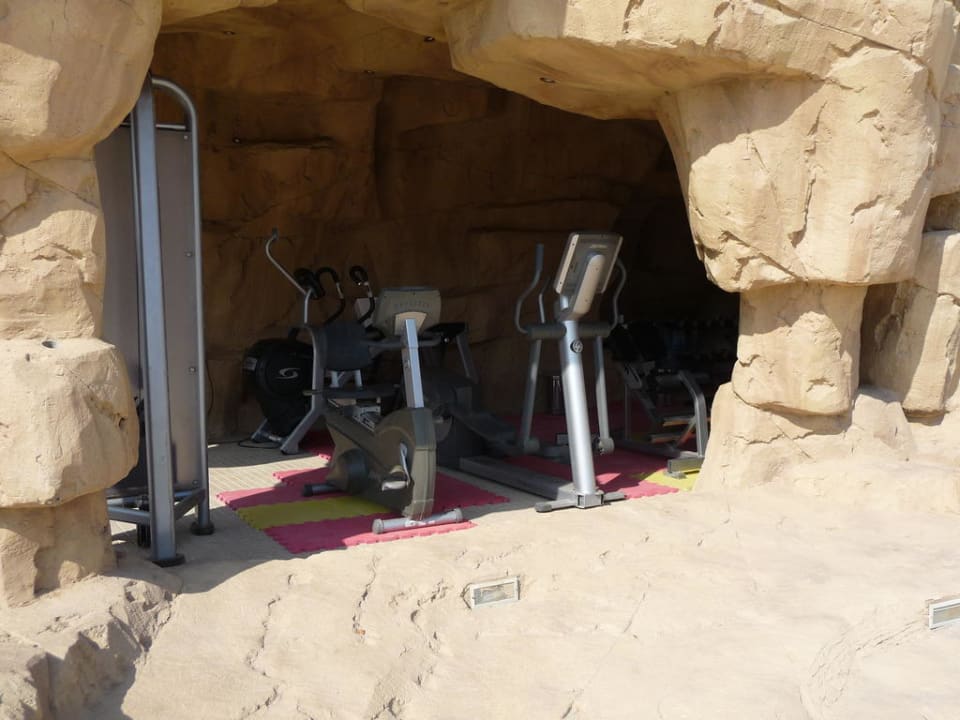 Fitnessbereich SUNRISE Royal Makadi Resort