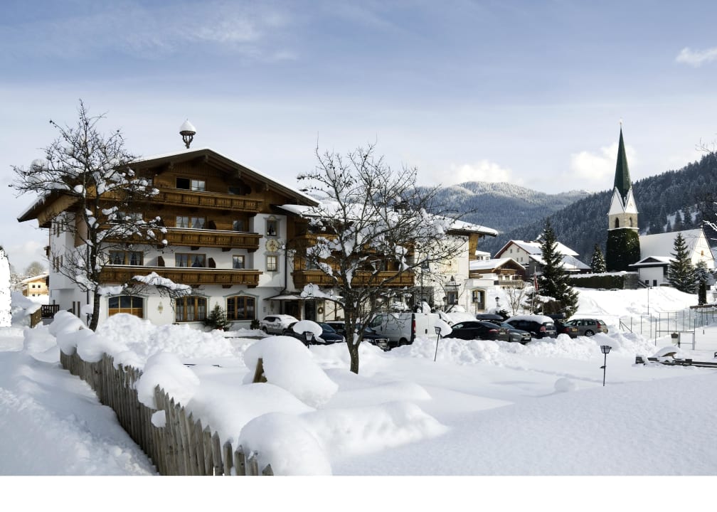 Winteransicht Hotel FrohNatur