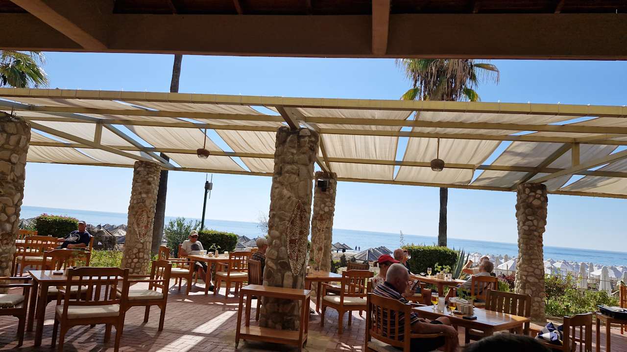 Strand Hotel Defne Garden