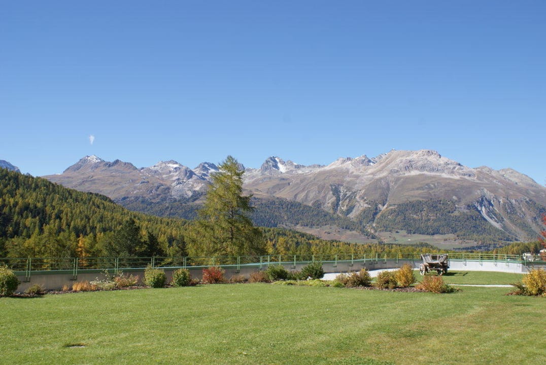 Ausblick beim Zimmer Grand Hotel Kronenhof Pontresina