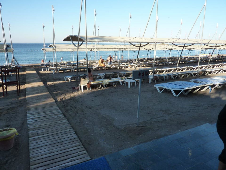 So sieht der Strand aus Arycanda Kirman Premium