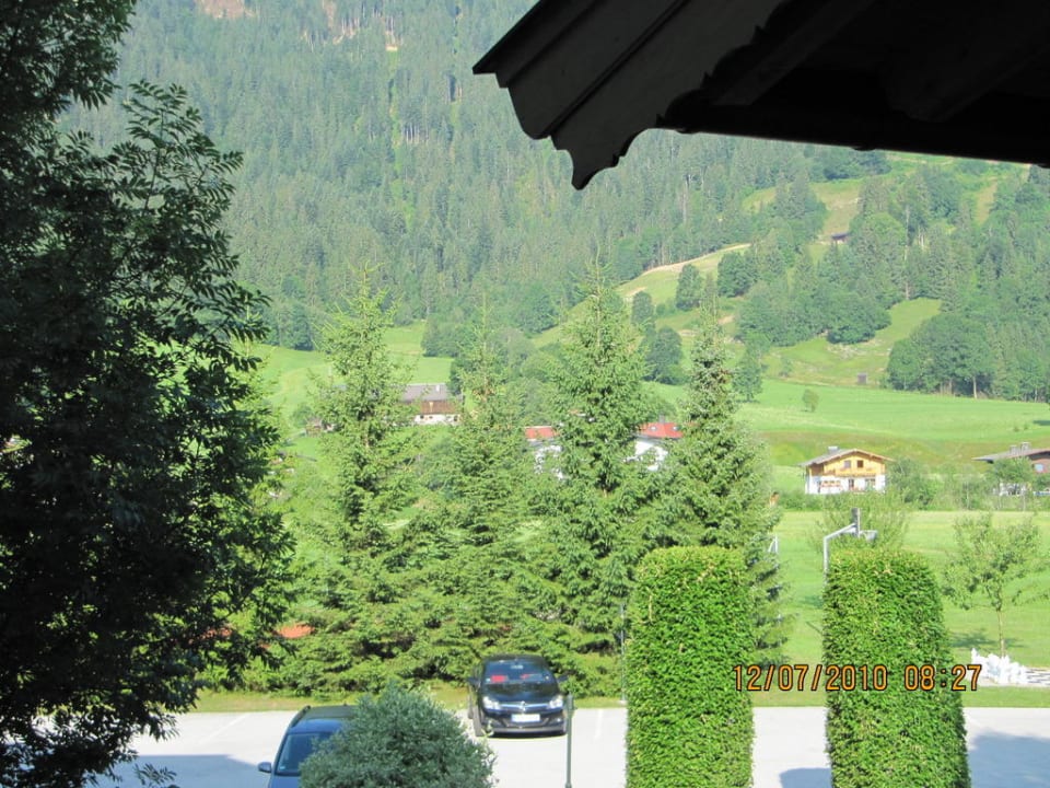 Zum Parkplatz Lisi Family Hotel Reith bei Kitzbühel