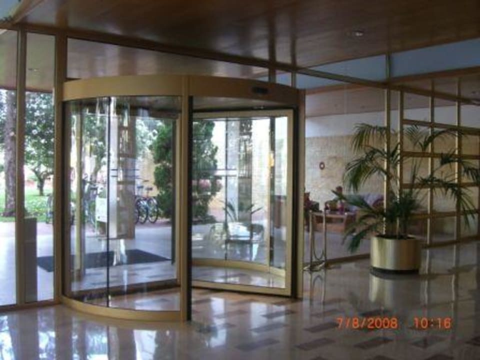 Hoteleingang CM Playa del Moro