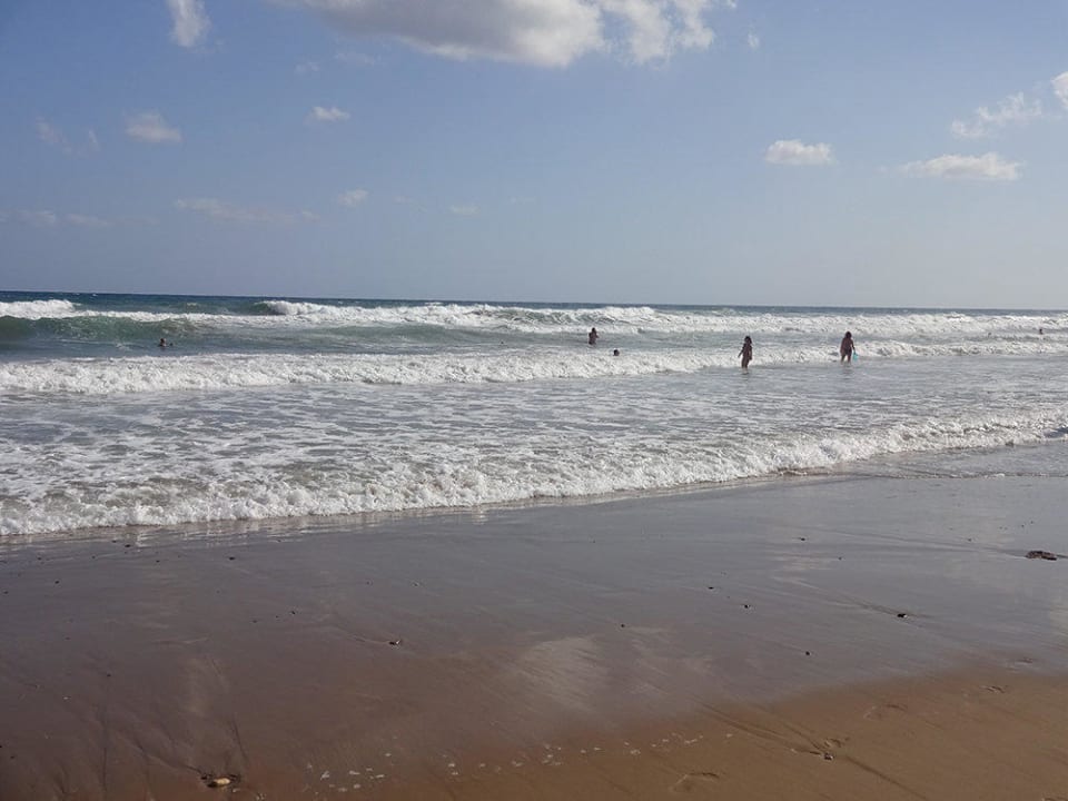 Starke Wellen Vantaris Luxury Beach Resort