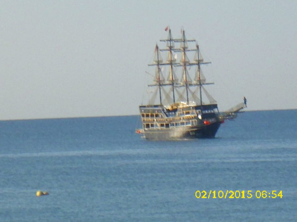 Fluch der Karibik im Mittelmeer  Club Side Coast