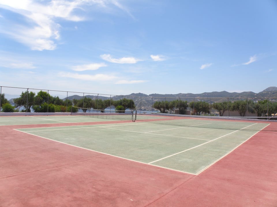 Kort tenisowy Peninsula Resort & Spa