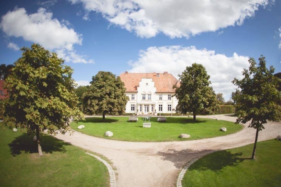 Gut Klein Nienhagen Ferien & Pferdehof Gut Klein Nienhagen