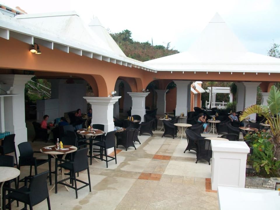 Poolrestaurant Hotel Grotto Bay Beach Resort