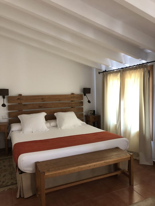 Zimmer Hotel Es Port