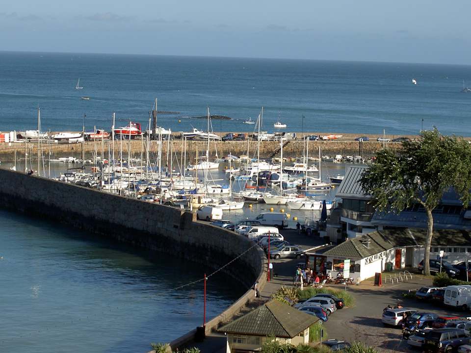 Außenansicht Panorama Guest House