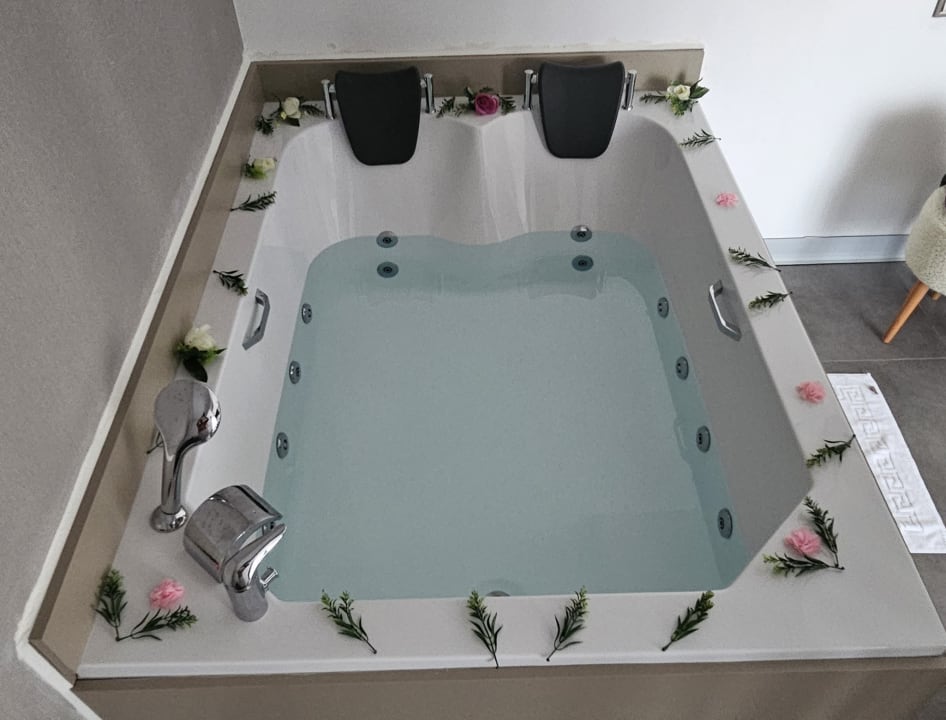 Zimmer Side Story Resort & Spa