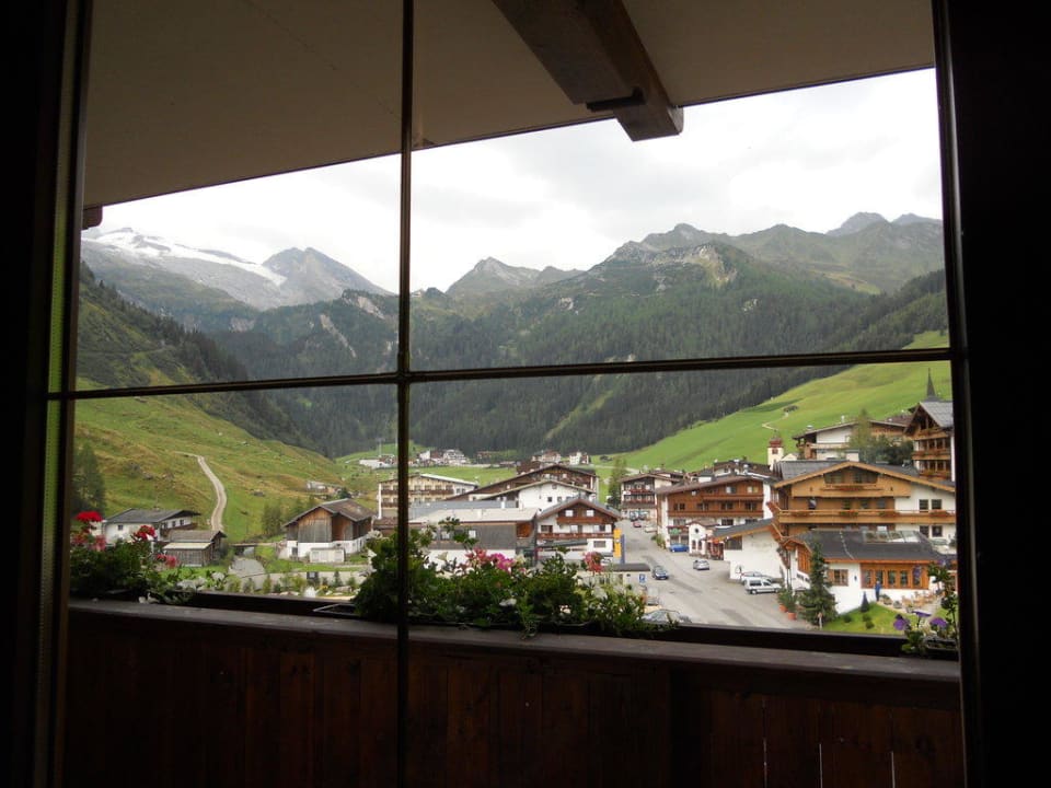 Ausblick auf den Gletscher Hotel Alpenhof