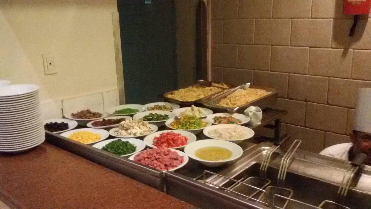 Viele Zutaten zum Aussuchen für ein Nudelgericht Prima Life Makadi Resort