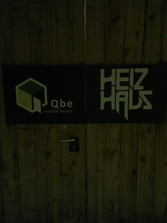 Eingang zum Hof Qbe Hotel Heizhaus Berlin