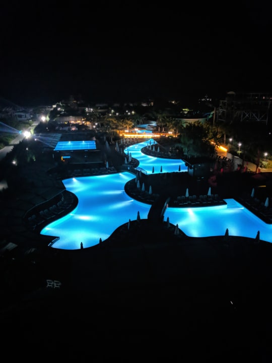 Pool Adalya Elite Lara