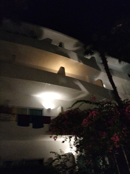 Außenansicht Ocean Breeze Resort