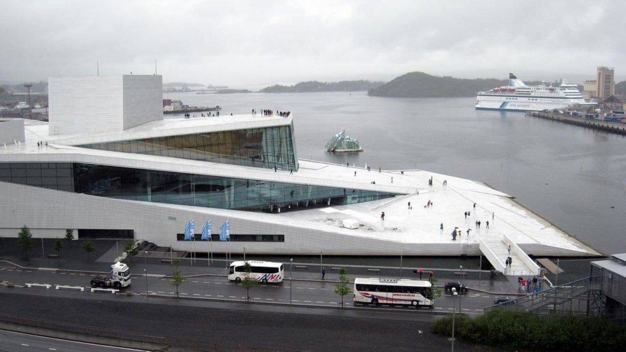 Opera and Crown of Scandinavia Thon Hotel Opera