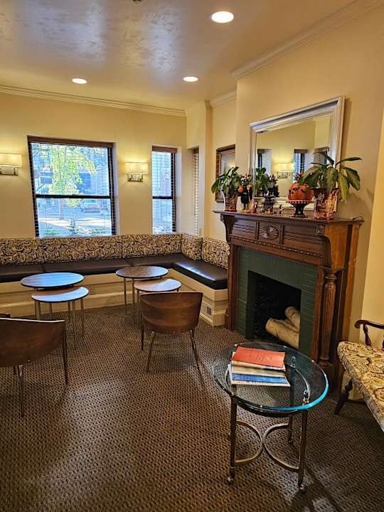 Gastro Oasis Guest House