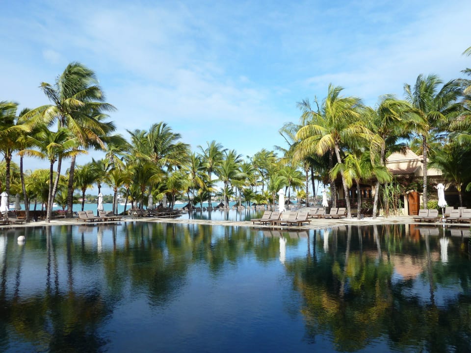 Der beheizte Pool Mauricia Beachcomber Resort & Spa