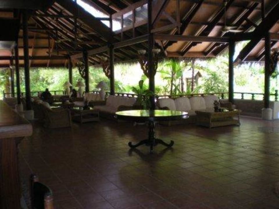 große Lobby Kuramathi Maldives