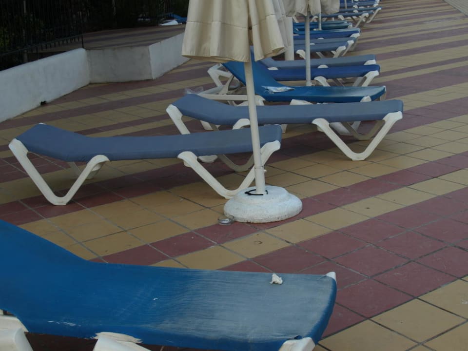 Liegen sollen das sein! Pallini Beach Hotel