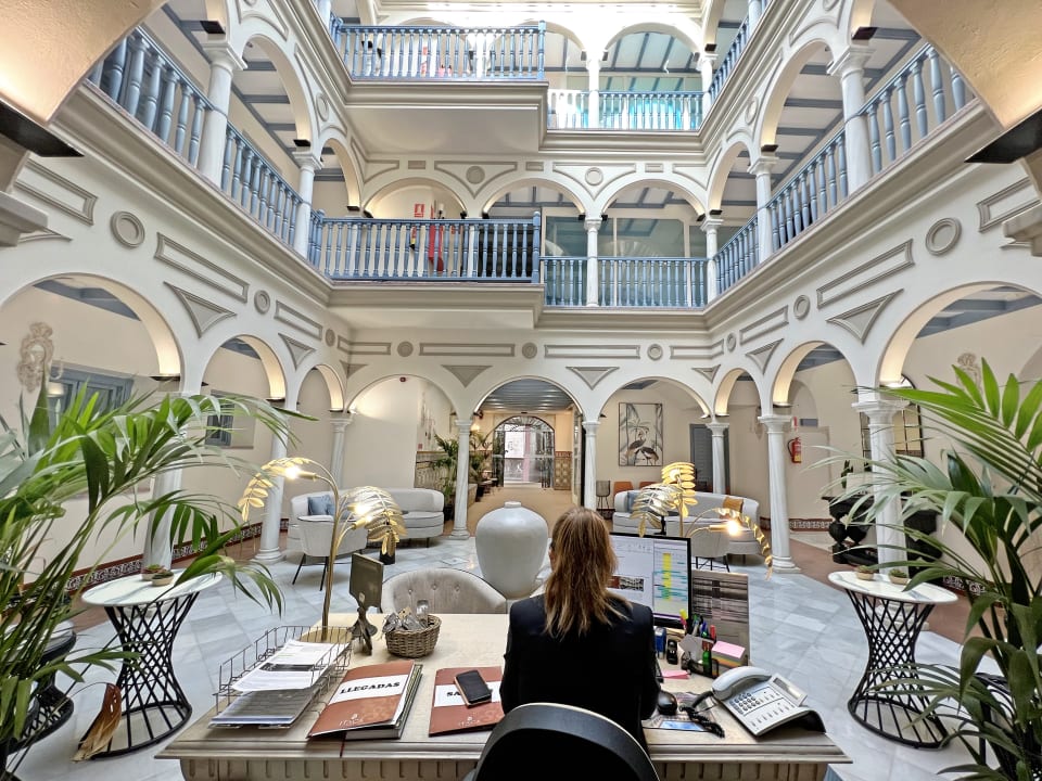 Lobby Hotel ITC Sevilla by Soho Boutique
