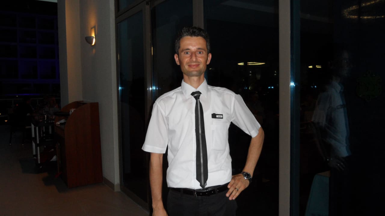 Hasan - Chef im Restaurant Commodore Elite Suites & Spa - Adults only