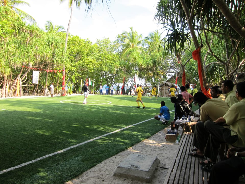 Kleiner Fußballplatz Mirihi Island Resort