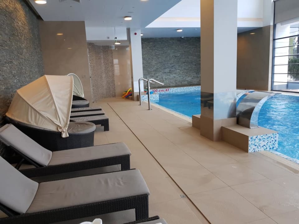 Basen DoubleTree by Hilton Hotel & Conference Centre Warsaw