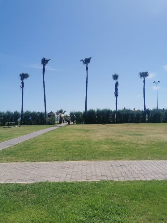 Gartenanlage Wyndham Garden Lara