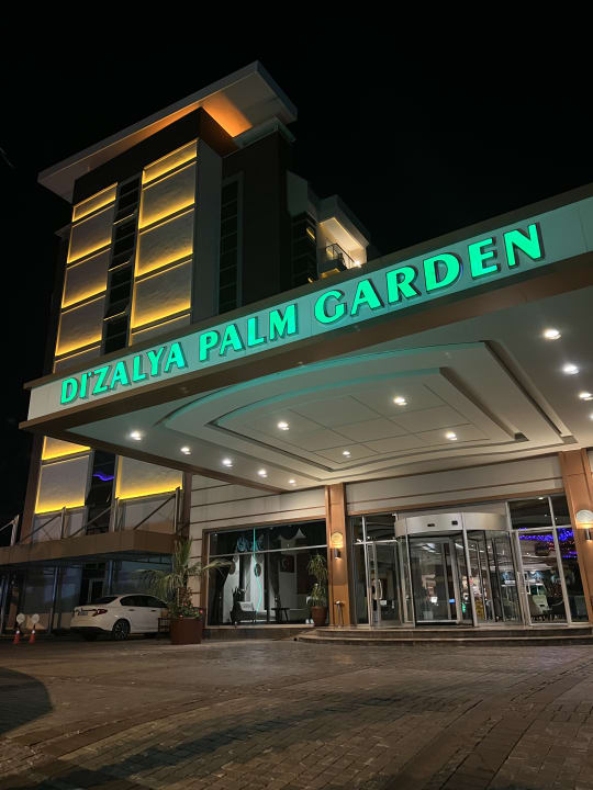 Lobby Dizalya Palm Garden