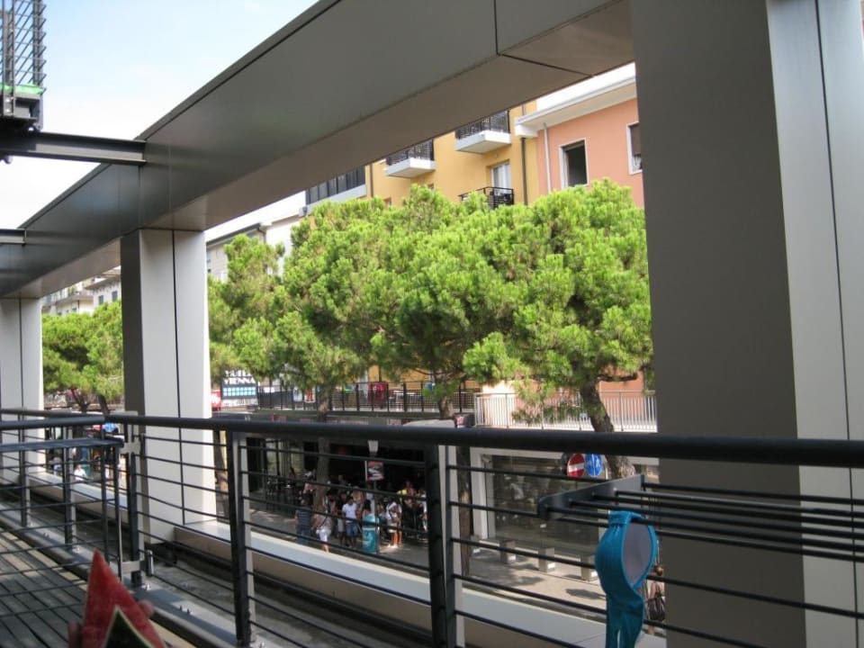 Ausblick vom Balkon Eden Hotel