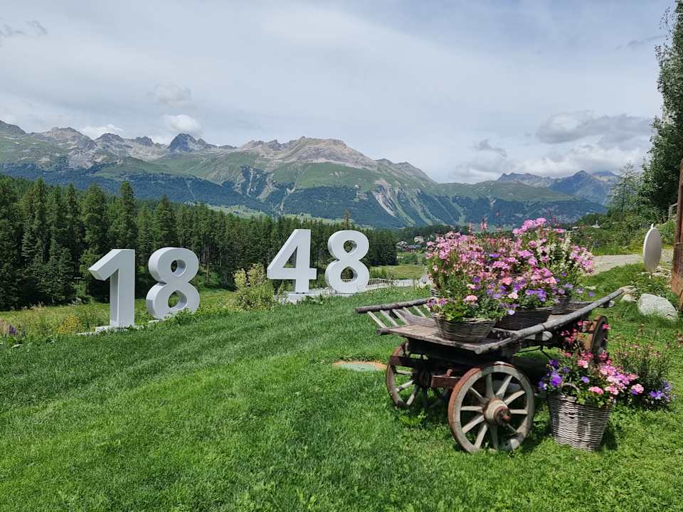 Gartenanlage Grand Hotel Kronenhof Pontresina