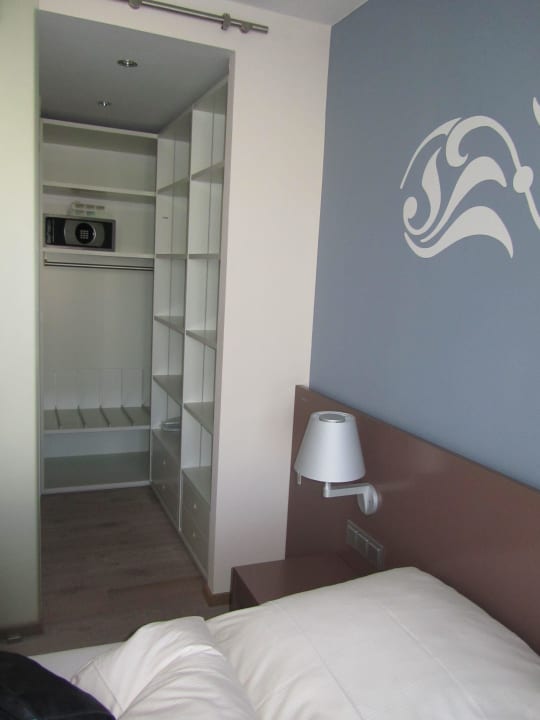 Begehbarer Kleiderschrank Strandhotel Georgshöhe