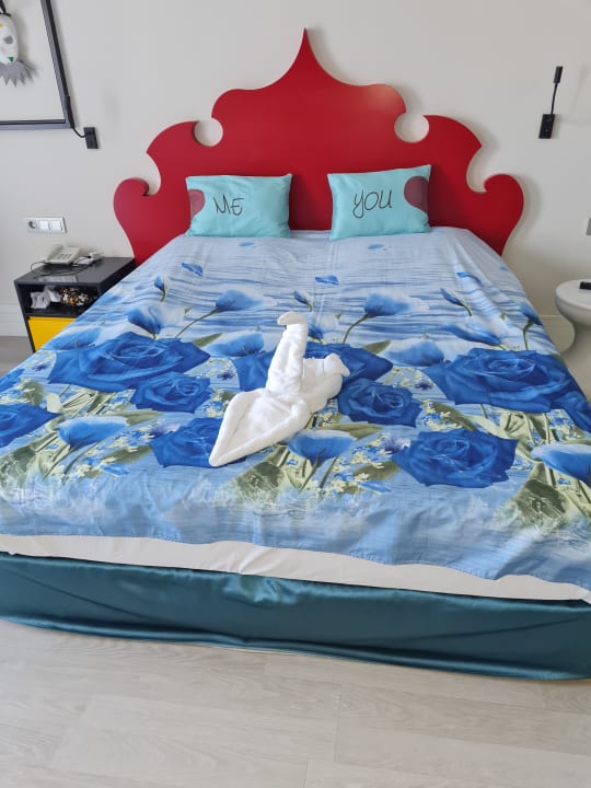 Zimmer Seaden Valentine Resort & Spa