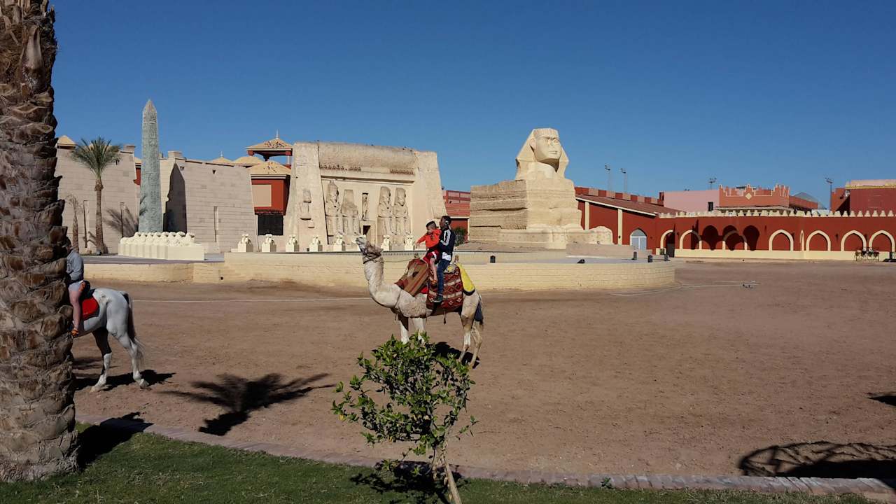 Anlage für die 1001 Nachtshow Pickalbatros Alf Leila Wa Leila Resort - Neverland Hurghada