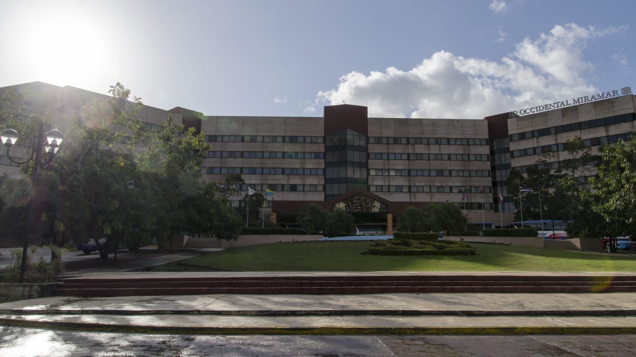 Vorderansicht des Hotels Memories Miramar Havana