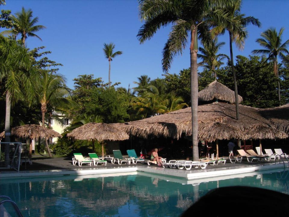 Pool Playabachata Hotel