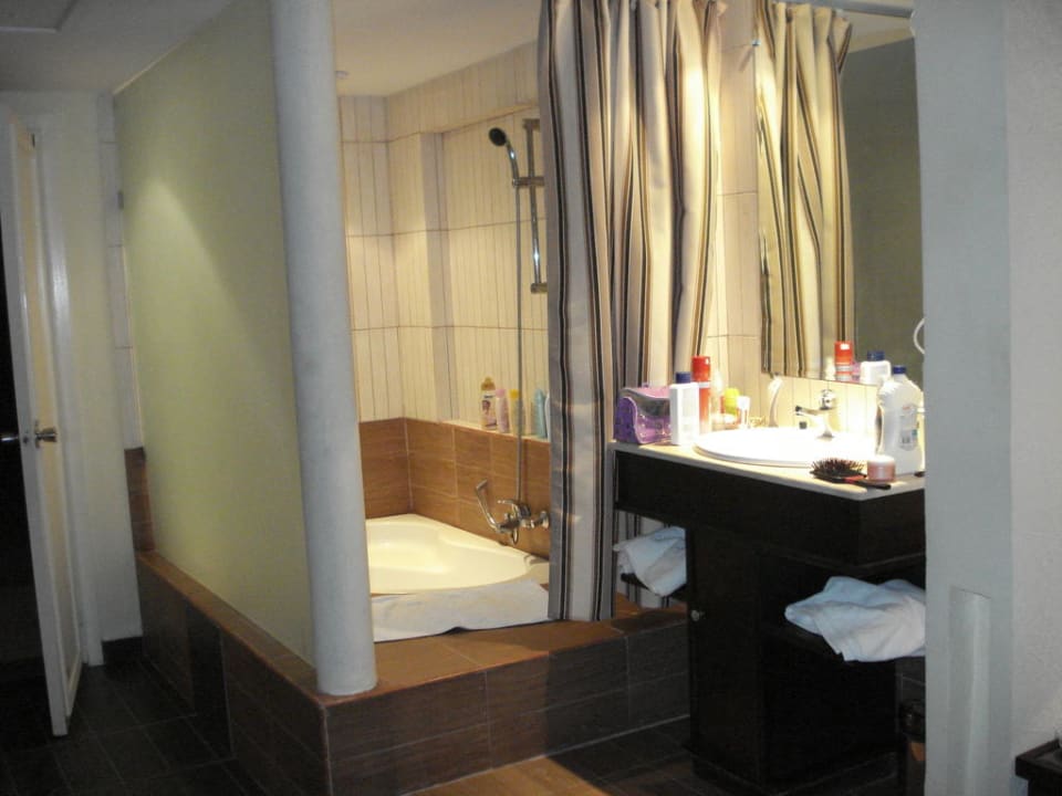 Bagno. Hotel Paradis Palace